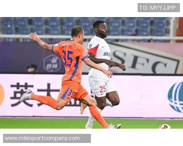 大洛佩斯表现低迷全场仅得1篮板正负值惨淡24令球队失望